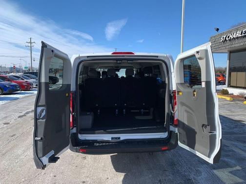 2024 Ford Transit-350 XLT