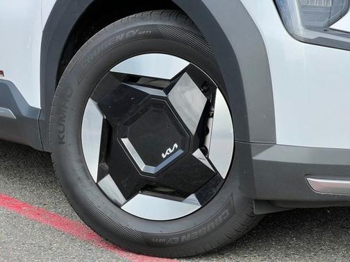 2026 Kia EV9 Light Long Range