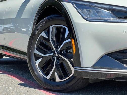 Glacier 2023 Kia EV6 Wind