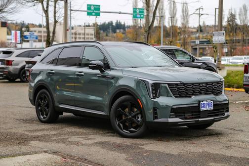 Green 2026 Kia Sorento Plug-In Hybrid SX Prestige