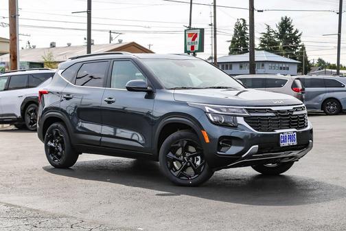 Gray 2026 Kia Seltos EX