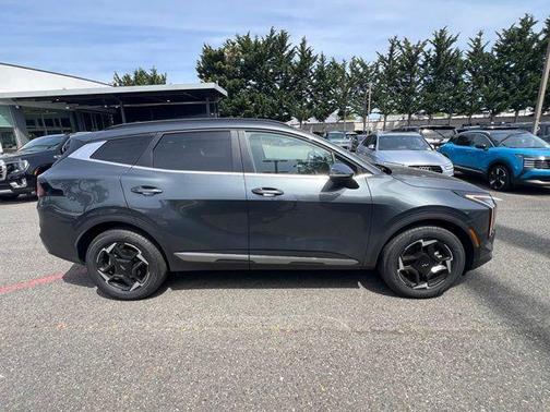 Gravity Gray 2026 Kia Sportage Hybrid EX
