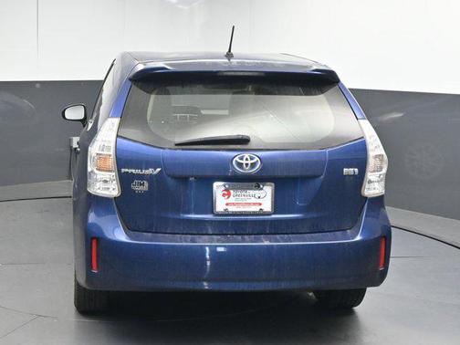 2012 Toyota Prius v Two