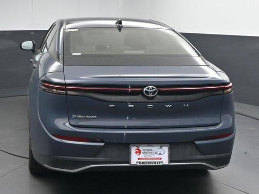 2025 Toyota Crown XLE