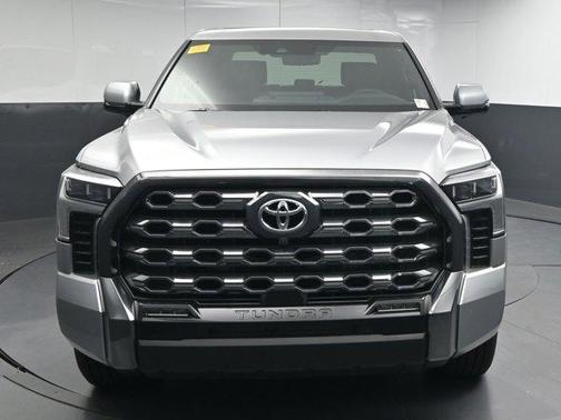 2025 Toyota Tundra Hybrid Platinum