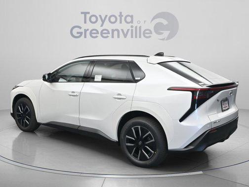 Wind Chill Pearl [extra_cost_color] 2026 Toyota bZ XLE