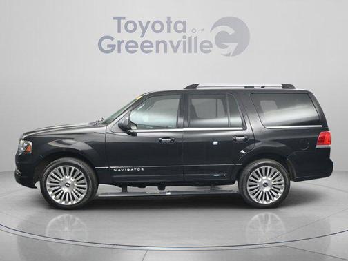 Tuxedo Black Metallic 2015 Lincoln Navigator Base