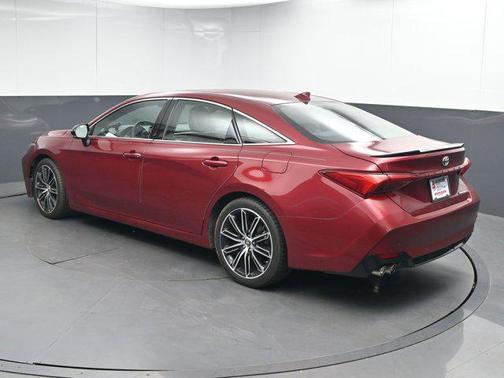 2019 Toyota Avalon Touring