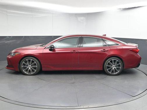 2019 Toyota Avalon Touring