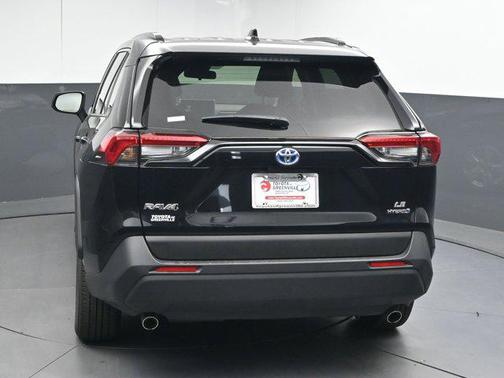 2024 Toyota RAV4 Hybrid SE