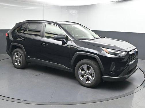 2024 Toyota RAV4 Hybrid SE