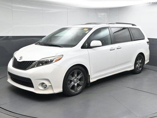 2017 Toyota Sienna L