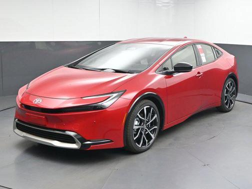 2025 Toyota Prius Plug-In Hybrid XSE