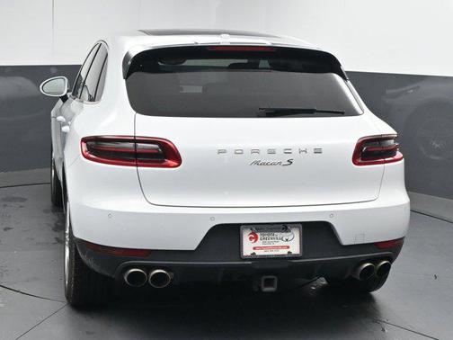 2018 Porsche Macan S