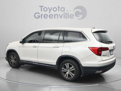 White Diamond Pearl 2017 Honda Pilot EX-L