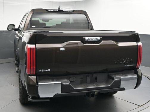 2025 Toyota Tundra Hybrid 1794 Edition