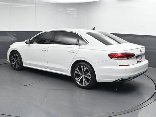 2020 Volkswagen Passat 2.0T SE