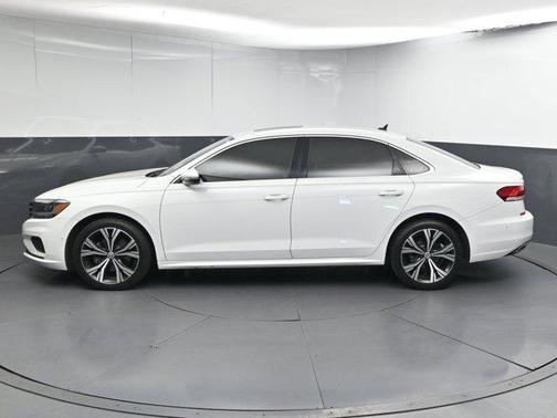 2020 Volkswagen Passat 2.0T SE