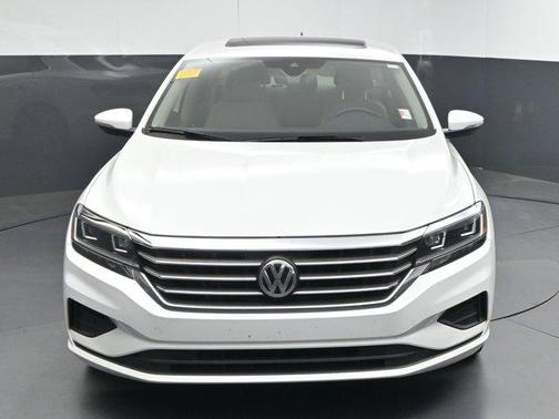 2020 Volkswagen Passat 2.0T SE