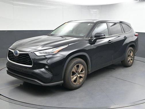 2023 Toyota Highlander Hybrid XLE