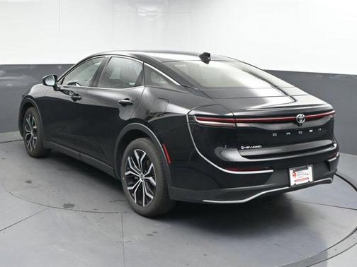 2024 Toyota Crown XLE