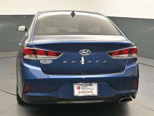 2018 Hyundai SONATA SEL