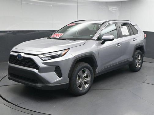 2024 Toyota RAV4 Hybrid XLE