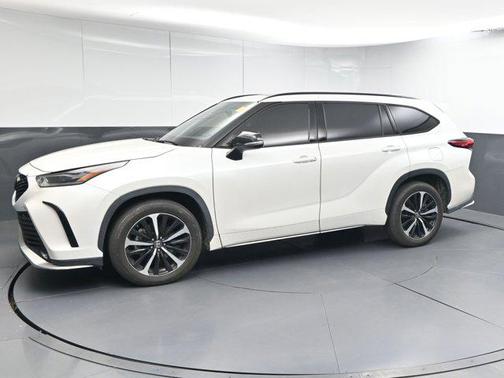 2021 Toyota Highlander XSE