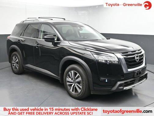 2023 Nissan Pathfinder SL 4WD