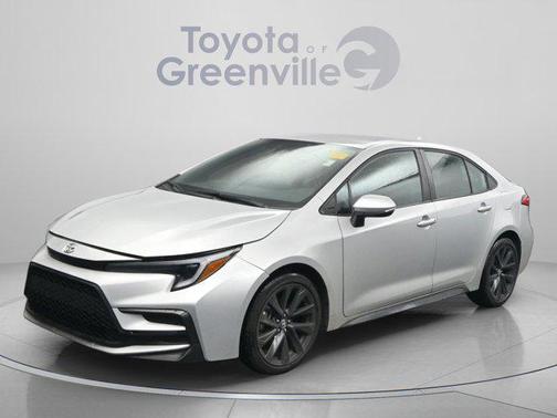 Classic Silver Metallic 2024 Toyota Corolla SE