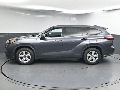 Magnetic Gray Metallic 2020 Toyota Highlander L