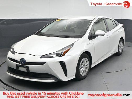 2022 Toyota Prius LE