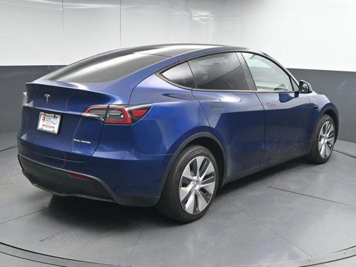 2024 Tesla Model Y Long Range Dual Motor All-Wheel Drive