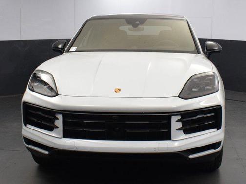2024 Porsche Cayenne Base