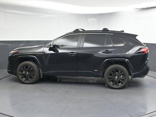 2023 Toyota RAV4 Hybrid SE