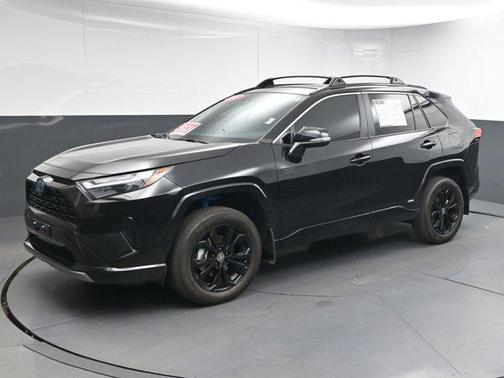 2023 Toyota RAV4 Hybrid SE