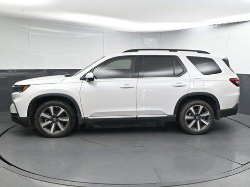 2023 Honda Pilot Touring 8-Passenger