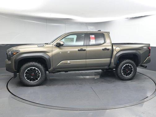 2026 Toyota Tacoma Hybrid TRD Off Road