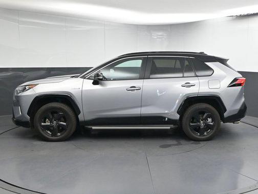 2021 Toyota RAV4 Hybrid SE