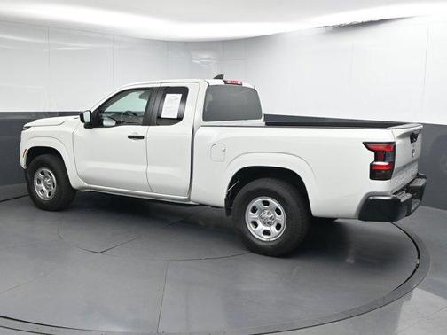 2024 Nissan Frontier S