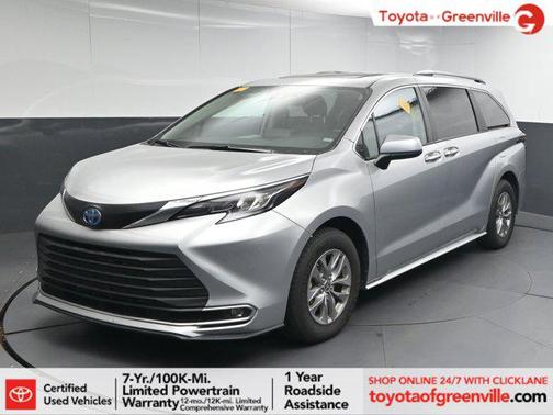 2024 Toyota Sienna XLE