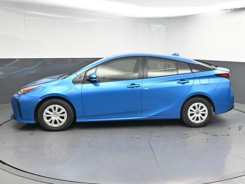 2022 Toyota Prius L