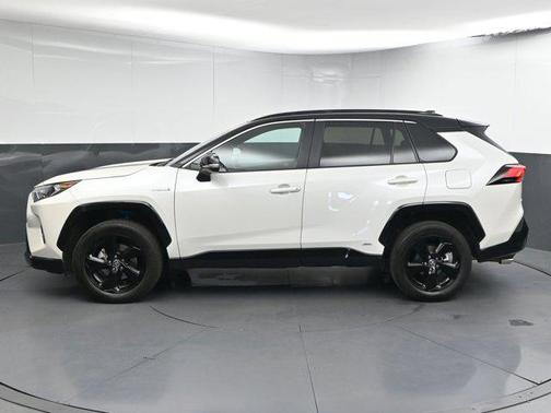 2021 Toyota RAV4 Hybrid SE