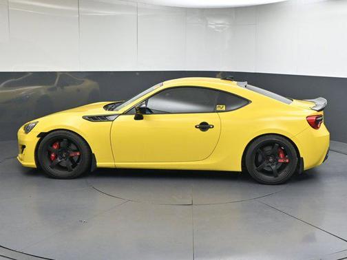 2017 Subaru BRZ Series. Yellow