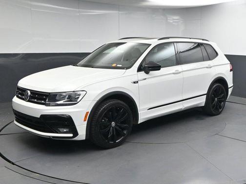 2021 Volkswagen Tiguan 2.0T SE R-Line Black
