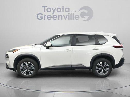 Pearl White Tricoat 2023 Nissan Rogue SV