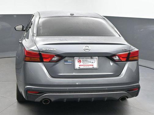 2020 Nissan Altima SR FWD