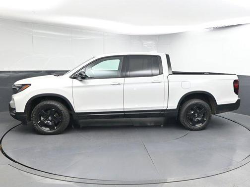 2024 Honda Ridgeline Black