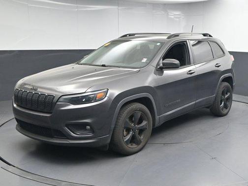 Granite Crystal Metallic Clearcoat 2020 Jeep Cherokee Altitude