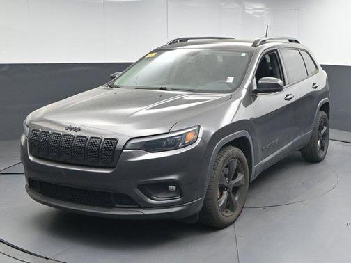 Granite Crystal Metallic Clearcoat 2020 Jeep Cherokee Altitude